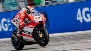 04dovizioso__gp_3545_slideshow_169