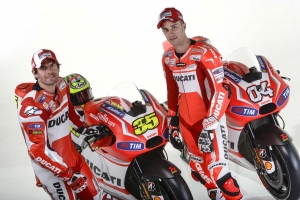 2014-Ducati-Corse-MotoGP-Andrea-Dovizioso-Cal-Crutchlow-03