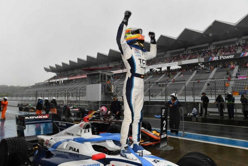 If you've never watched Palou dominate a Super Formula race in Fuji as a rookie, it's well worth your time. 